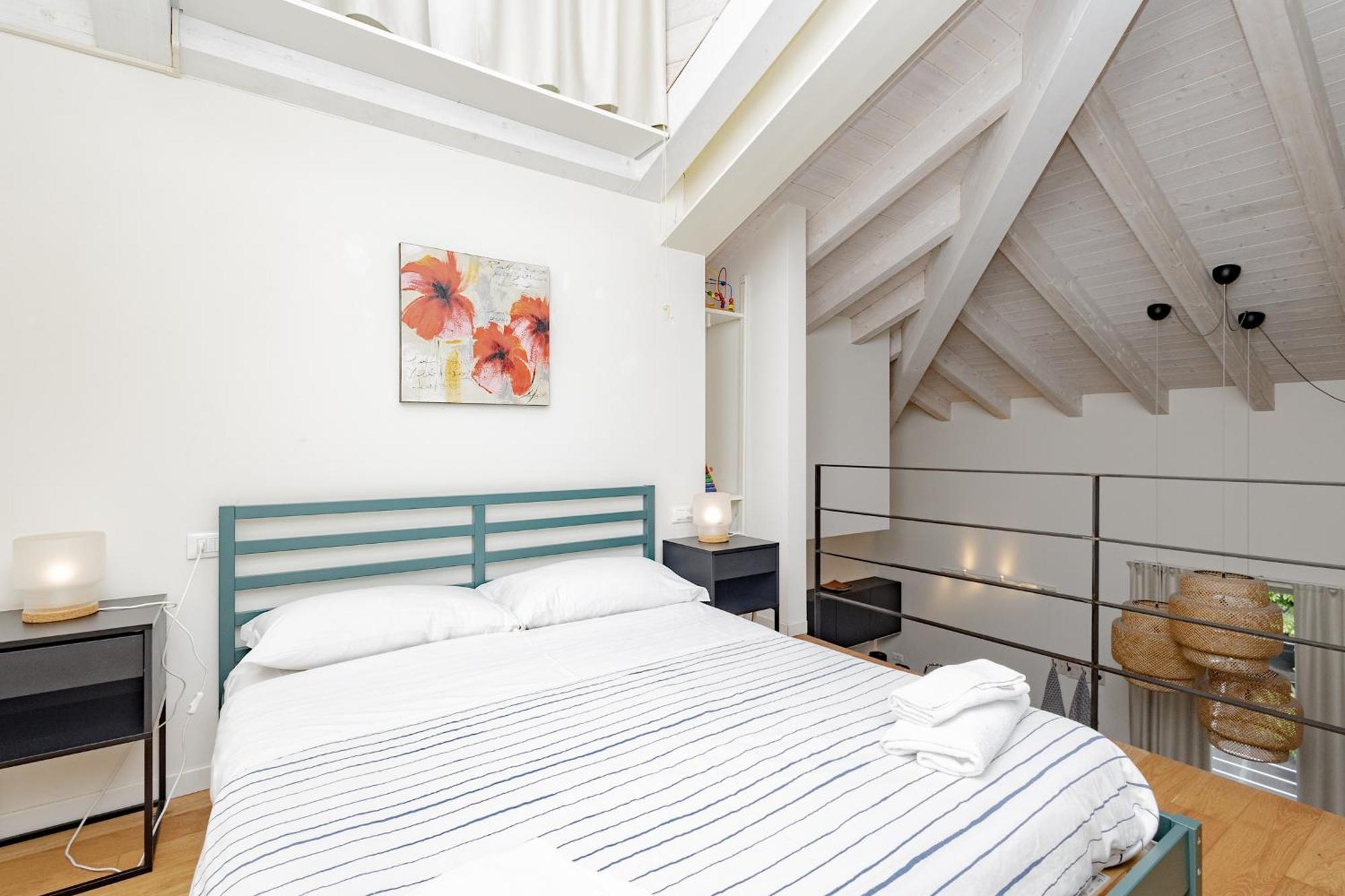 38 Apartment *